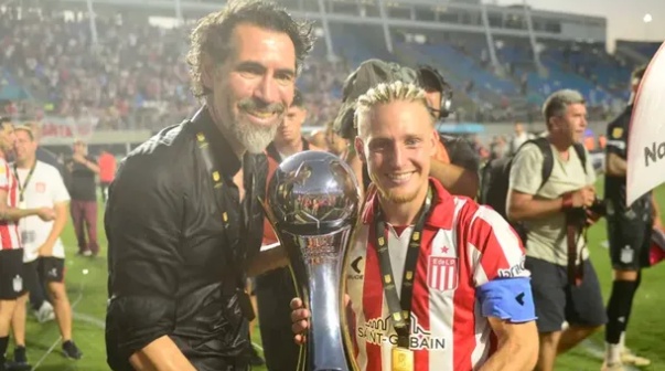 El mensaje de Ascacibar para Estudiantes que enojó a los hinchas