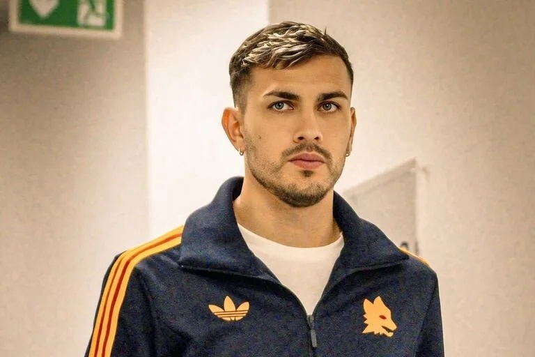 El nuevo DT de Roma hizo un anuncio sobre el futuro de Paredes&nbsp;